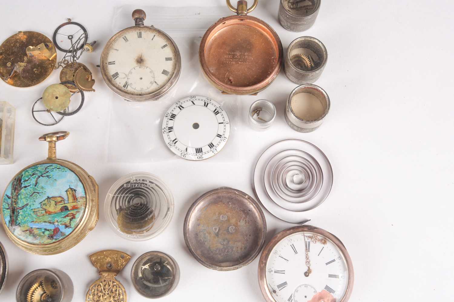 A Continental verge pocket watch, circa 1800; enamelled dial with hour and minute chapter rings; the - Image 2 of 8