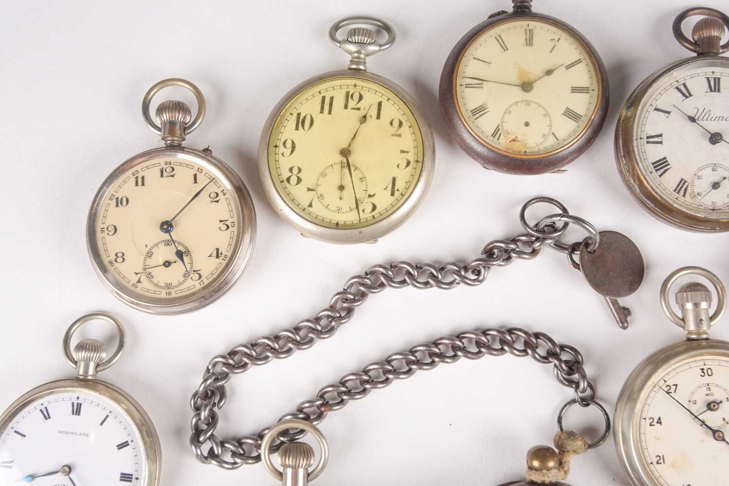 A military VC/2534 pocket stopwatch circa 1940; the reverse inscribed 1/10 second VC/2534, - Image 6 of 7