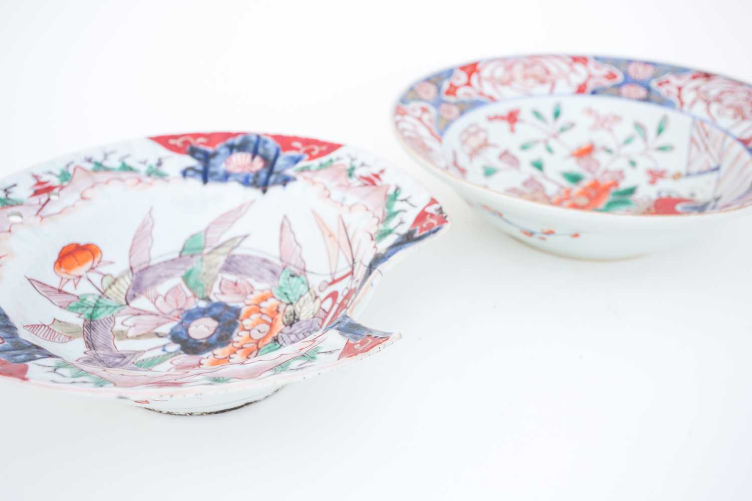 Two Japanese Imari barbers bowls, l7th century, one with moulded lobed rim, each with two pierced - Image 2 of 3