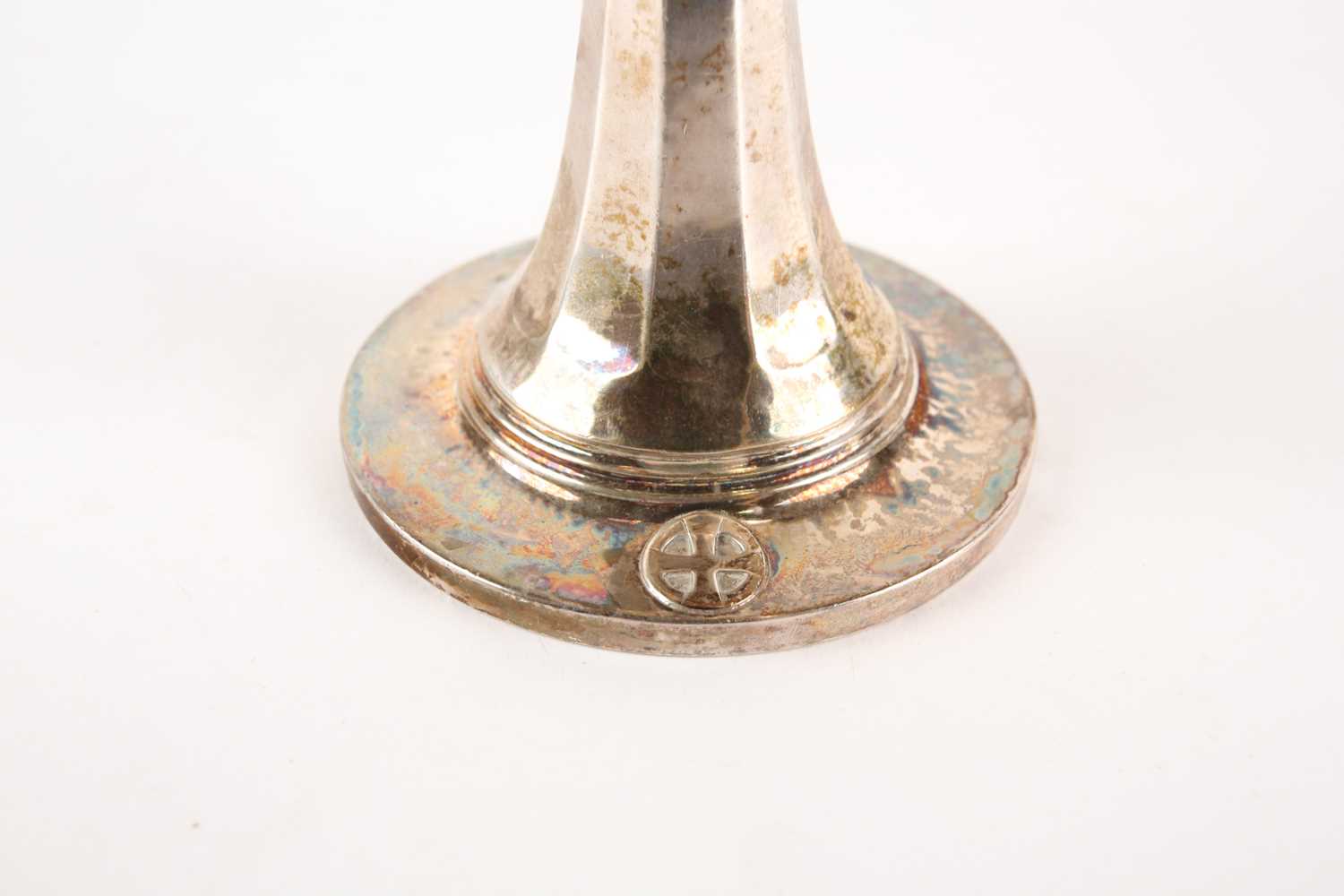 A Georg Jensen silver ecclesiastical chalice. bearing import marks for London 1929. With memorial - Image 7 of 9