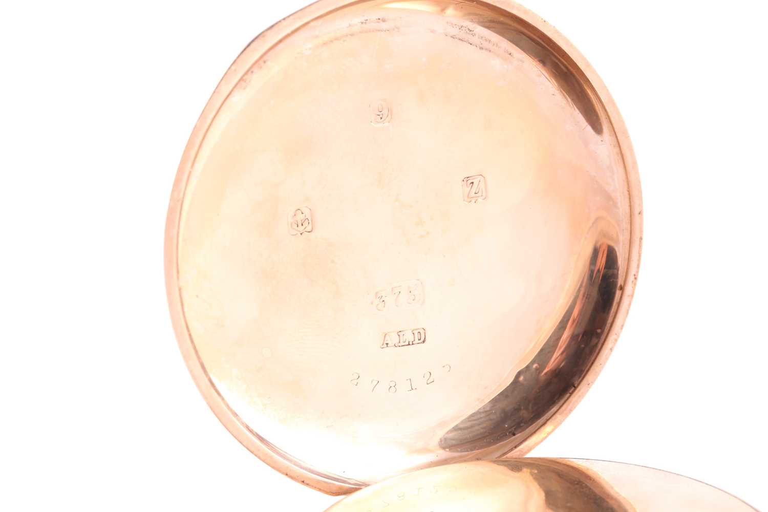 An early 20th century 9ct yellow gold closed cased pocket watch, with white enamel Roman numeral - Image 7 of 10