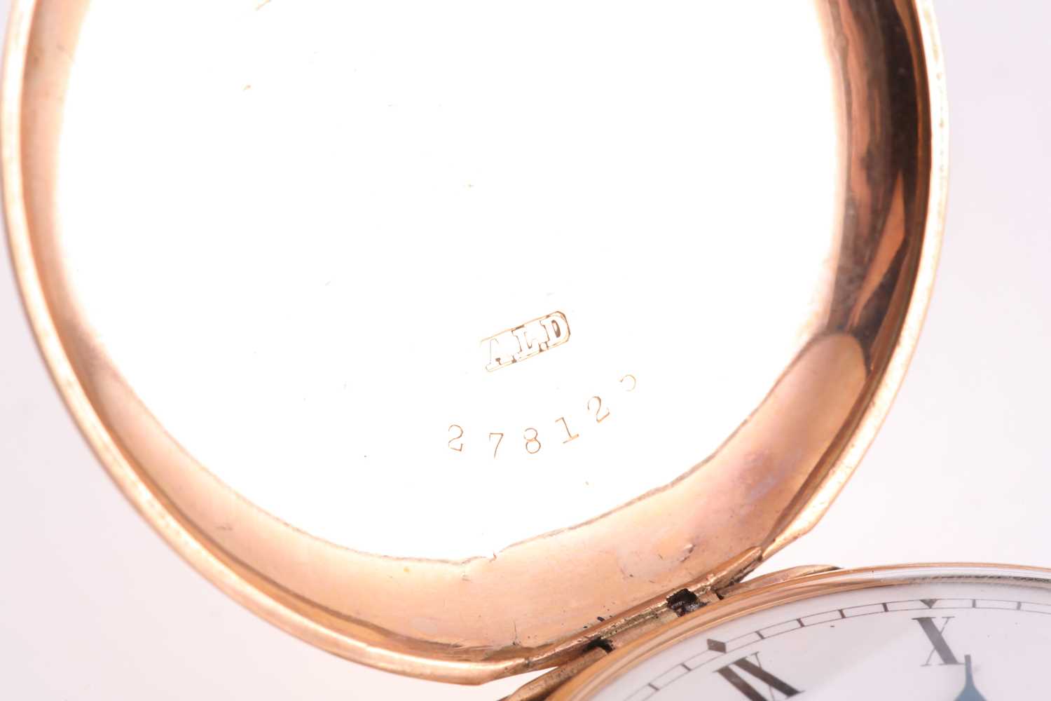 An early 20th century 9ct yellow gold closed cased pocket watch, with white enamel Roman numeral - Image 9 of 10