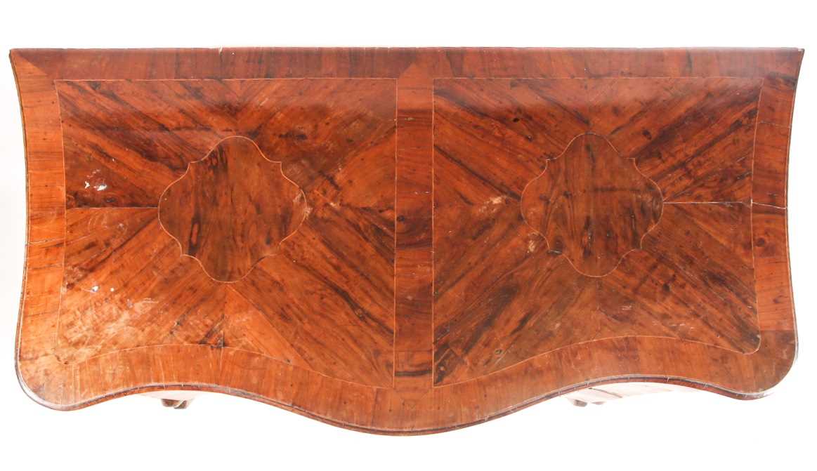 A probably Maltese 18th-century olive wood and walnut serpentine commode. With parquetry decorated - Image 2 of 12