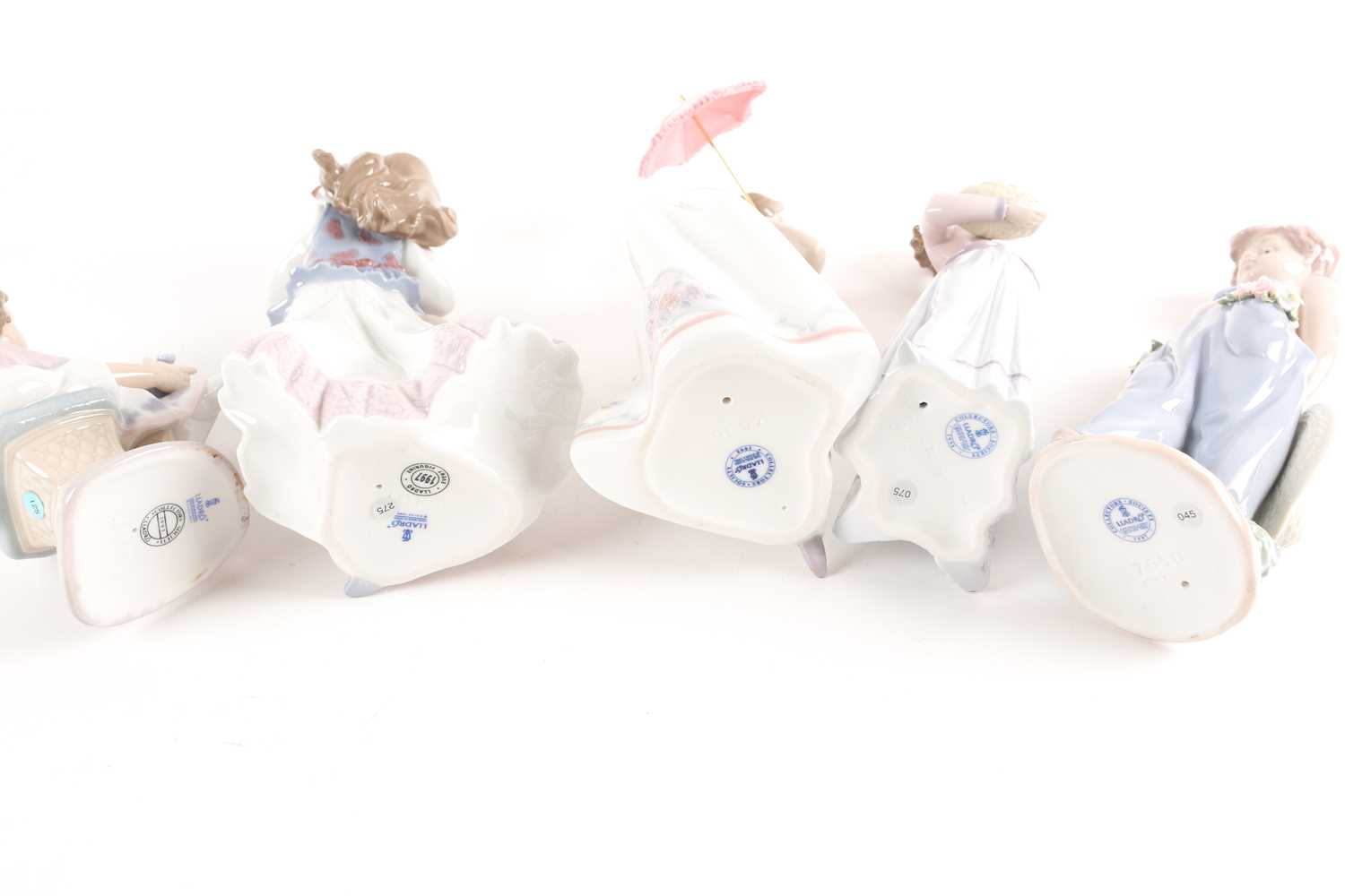 Five Lladro figures, Best Friend (07620), Pocket Full of Wishes (07650), Innocence in Bloom (07644), - Image 7 of 10
