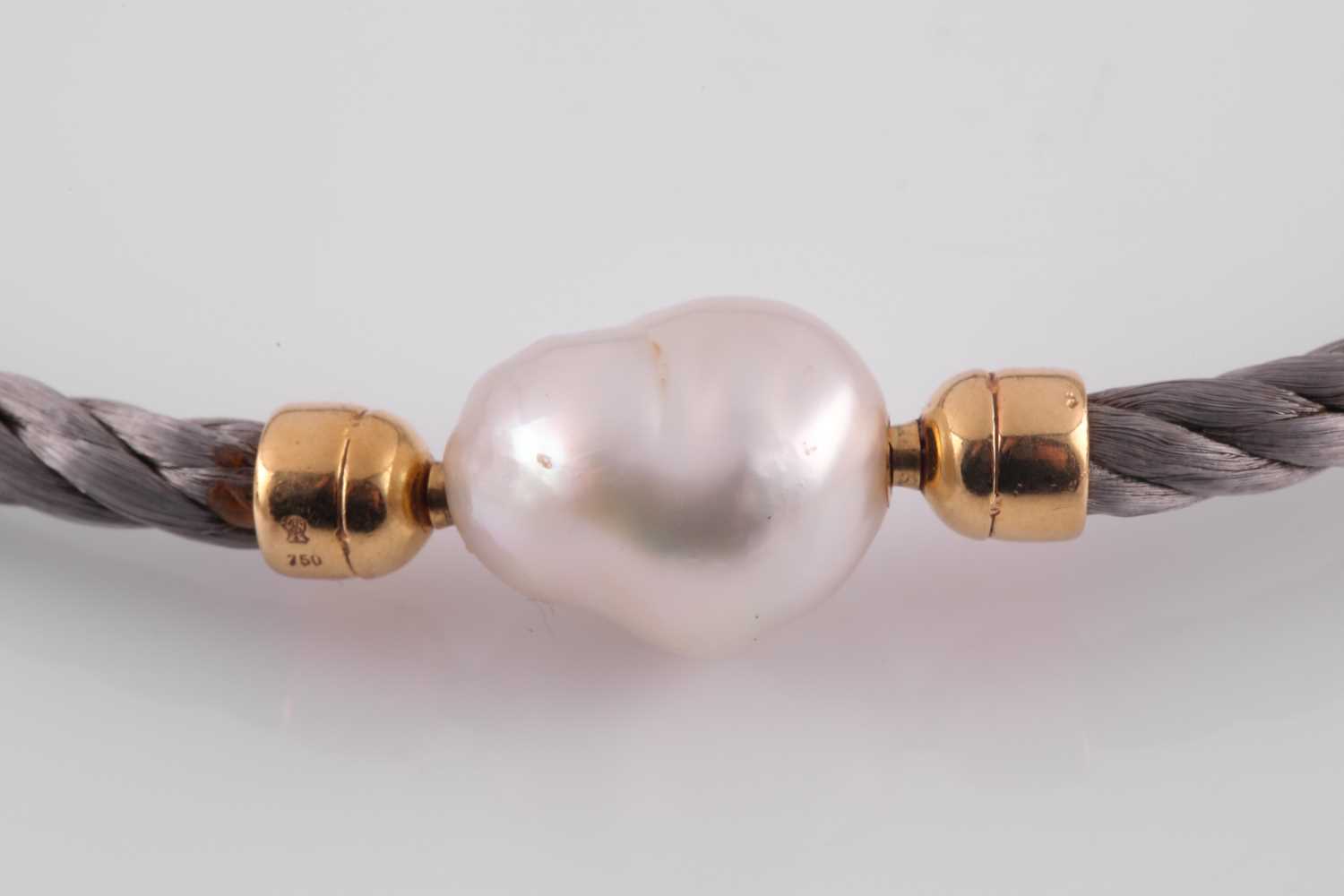 Attributed to Andrew Grima. An 18ct yellow gold, stainless steel, and Baroque pearl necklace, with - Image 9 of 9