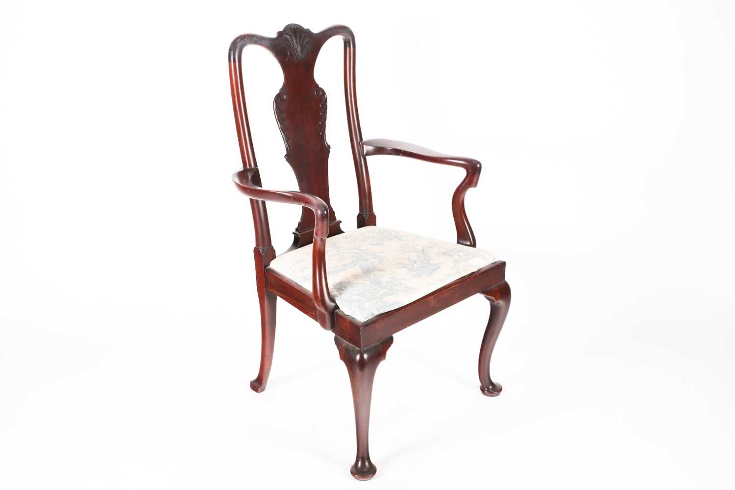 A George II style mahogany open arm carver chair with carved vase splat, crook arms above a drop - Image 3 of 6