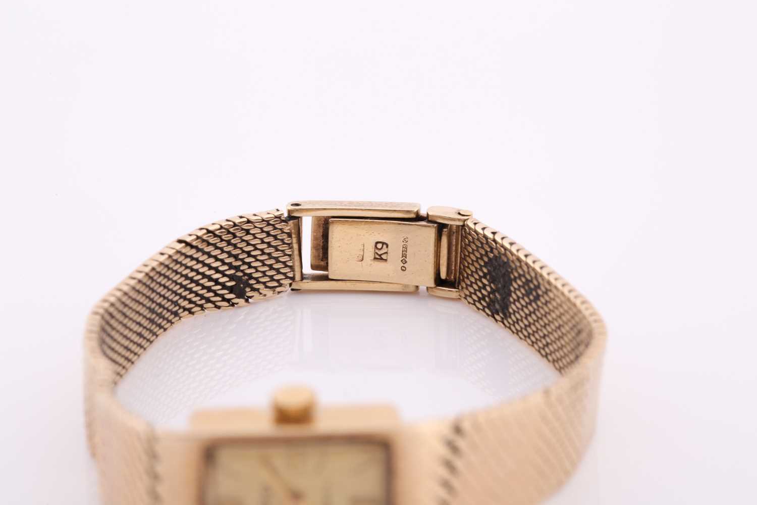 A 9ct yellow gold ladies Ciro wristwatch, with rectangular baton dial, on articulated strap, 17 cm - Image 2 of 4