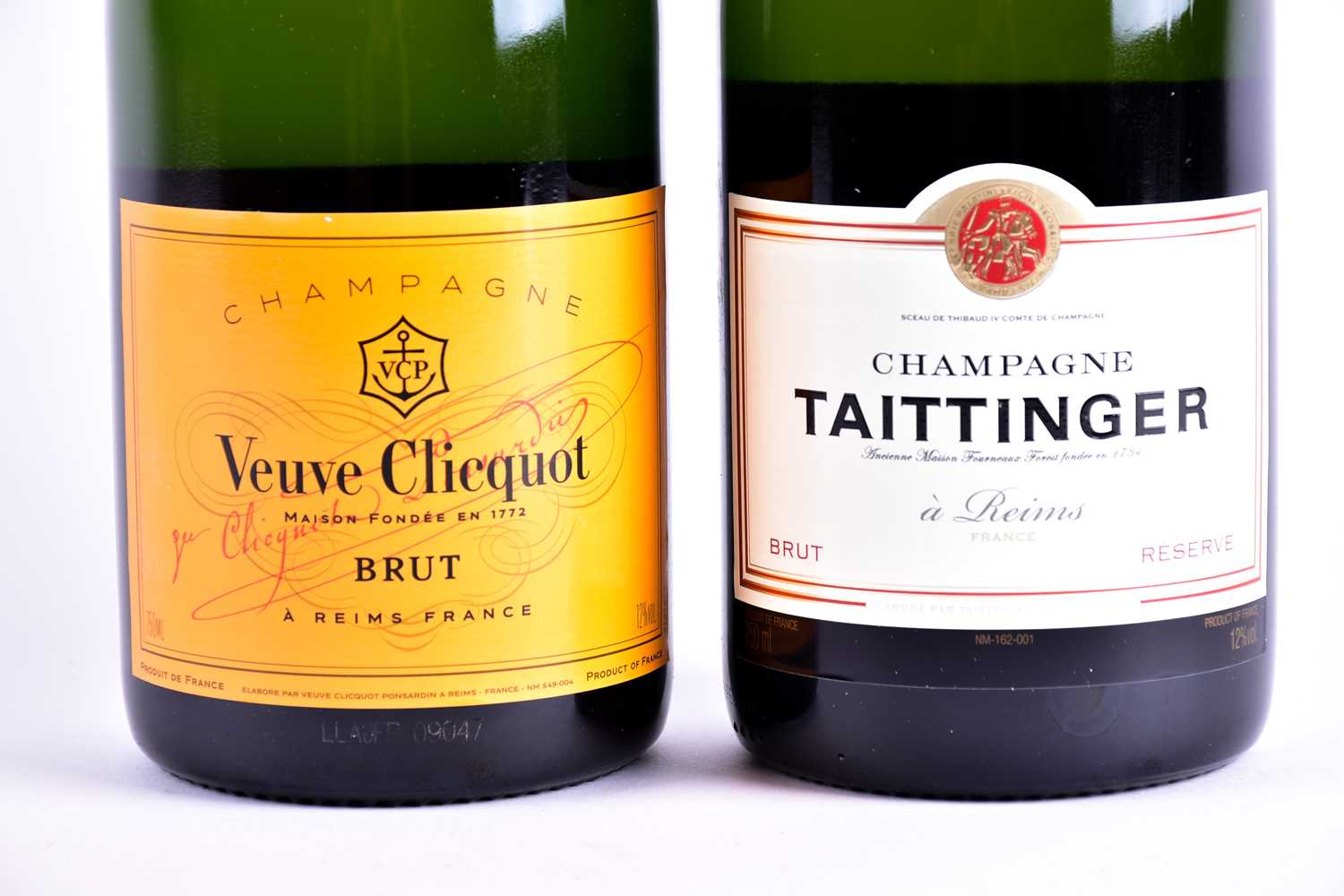 Two boxed bottles of Champagne: Veuve Clicquot Ponsardin and Taittinger, each 70 cl.Qty: 2 - Image 3 of 4