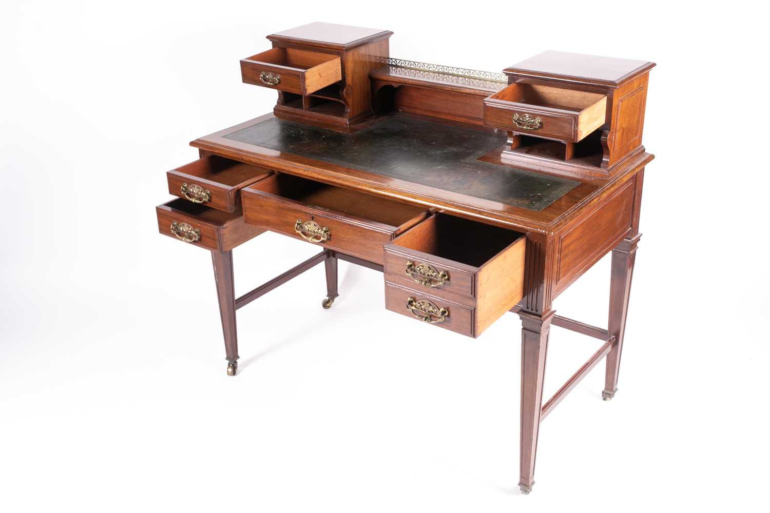 An Edwardian mahogany Bonheur du Jour with small drawers and pigeon holes above a leathered top, the - Image 10 of 12