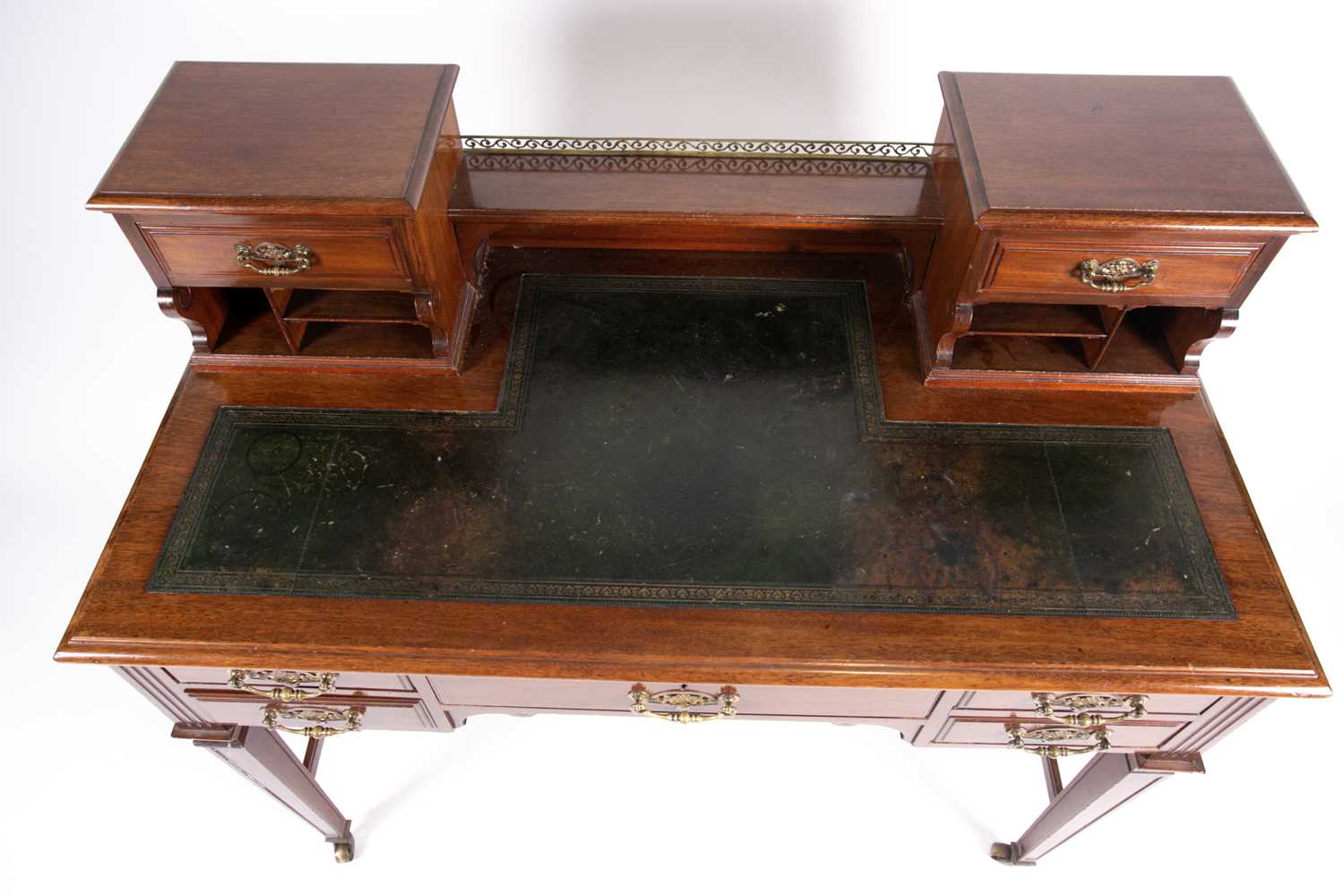 An Edwardian mahogany Bonheur du Jour with small drawers and pigeon holes above a leathered top, the - Image 11 of 12