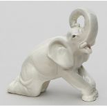 Elefantenskulptur, Goldscheider. Keramik. Naturalistische Bemalung. Form-Nr. 7427 6 un