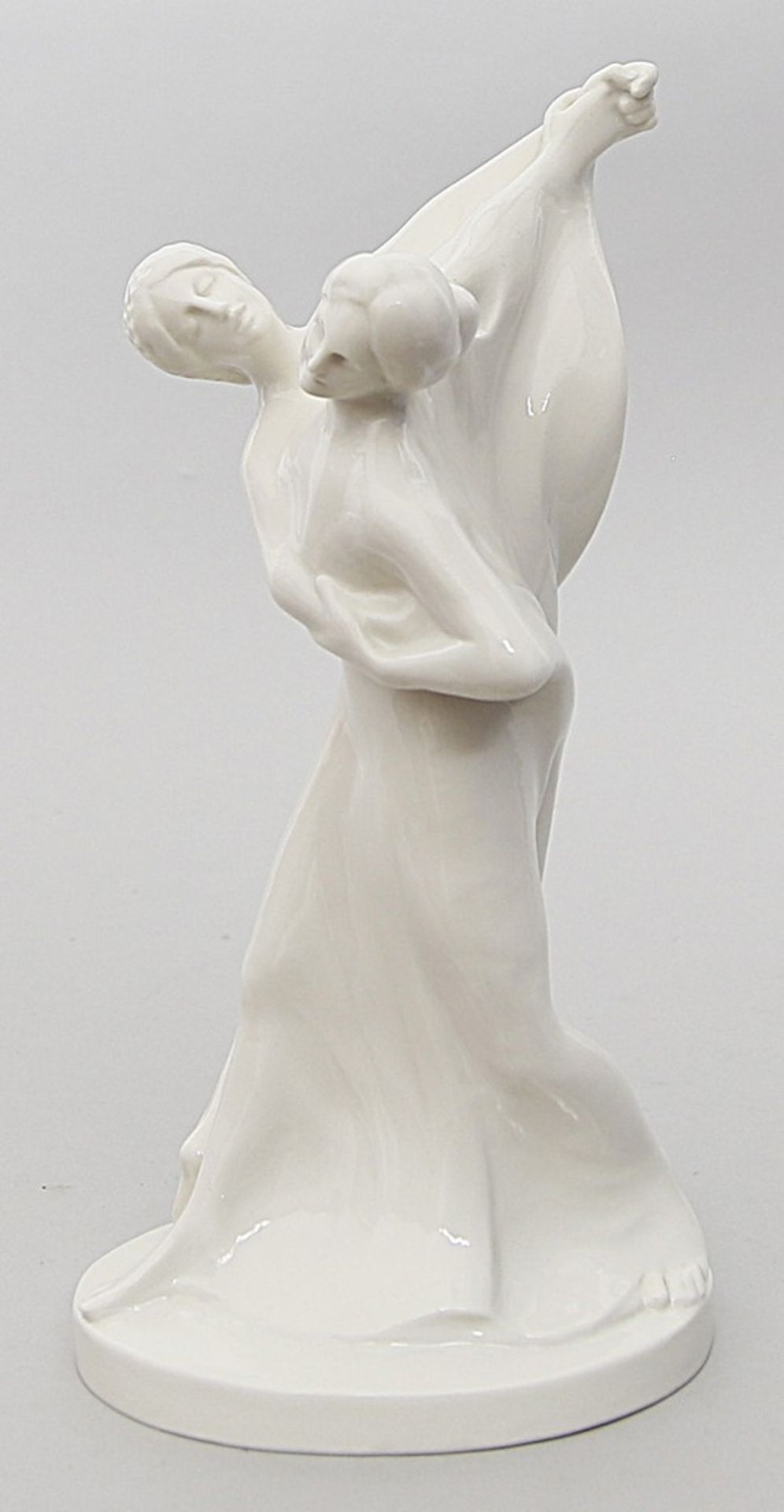 Menser, Karl (1872 Köln - Zürich 1929) Skulpturengruppe "Tanzende Mädchen". Weiß.