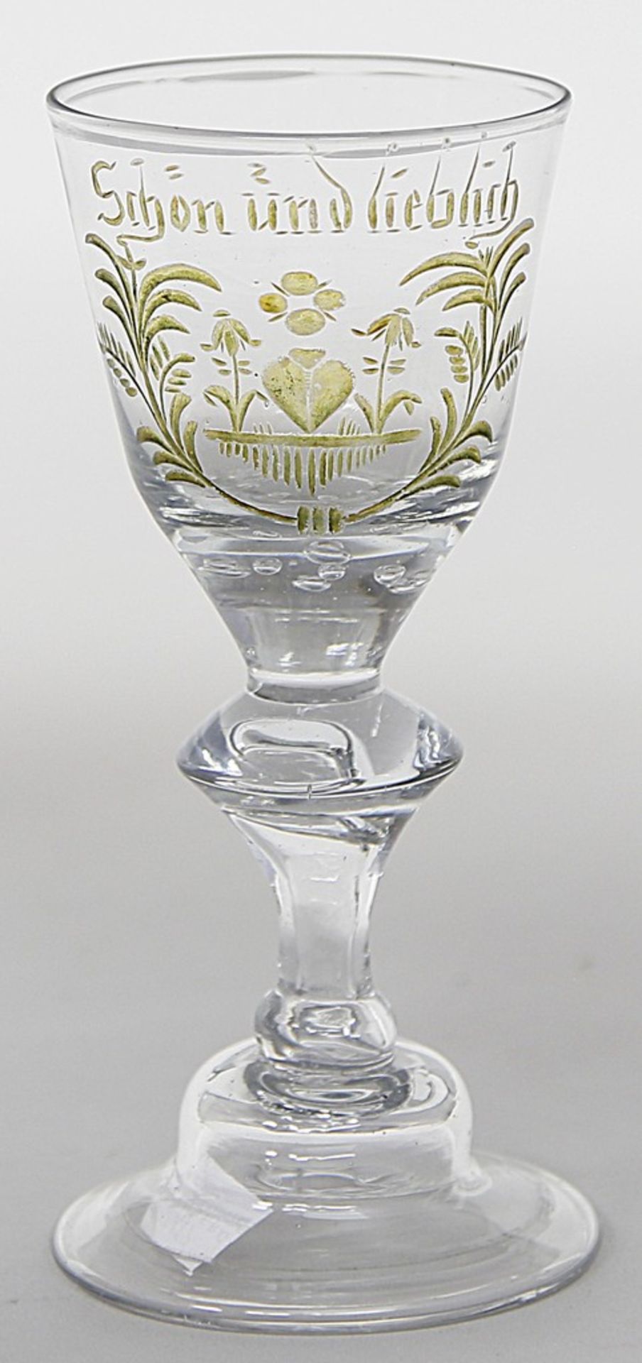 Barock-Pokalglas. Farblos. Glockenförmige Kuppa, im Boden mit neun eingestochenen Luf