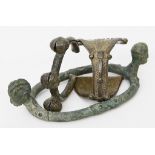 Drei afrikanische Reife/Spangen. Bronze mit brauner bzw. Alterspatina. D. 10 bis 22 cm