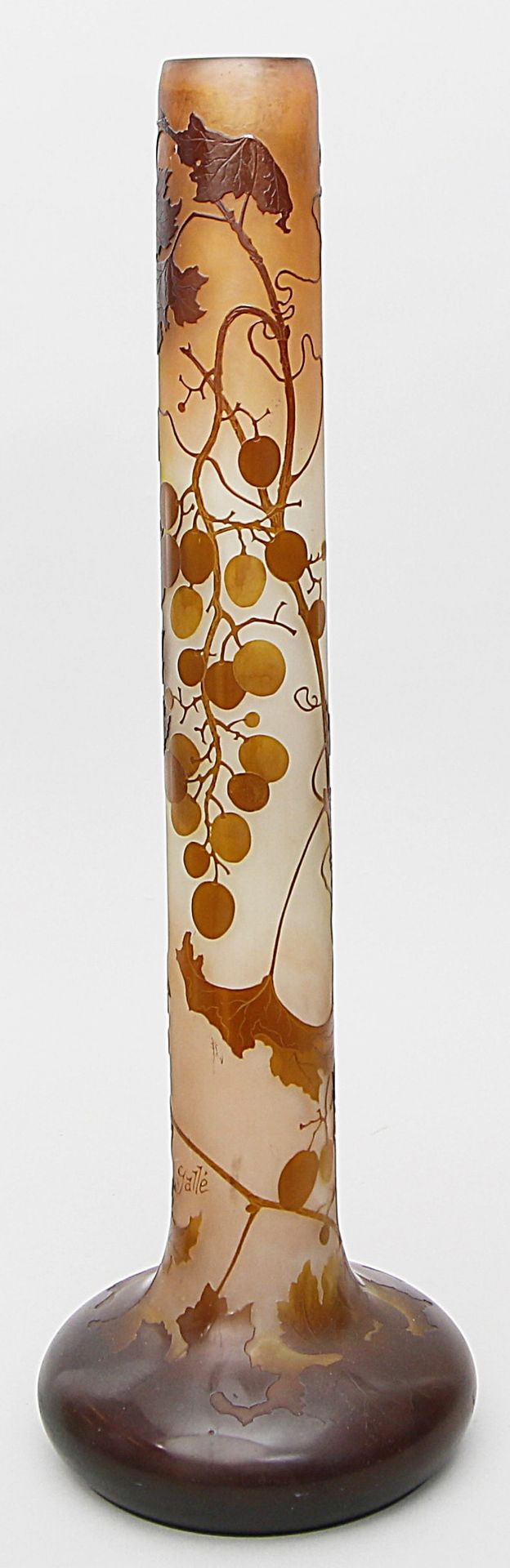 Gallé, Emille (1846 Nancy 1904), Werkstatt Große Jugendstil-Vase. Farbloses Glas mit - Bild 2 aus 7