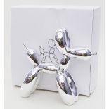 Koons, Jeff (geb. 1955 York, Pennsylvania), nach Skulptur "Balloon Dog Silver". Silber