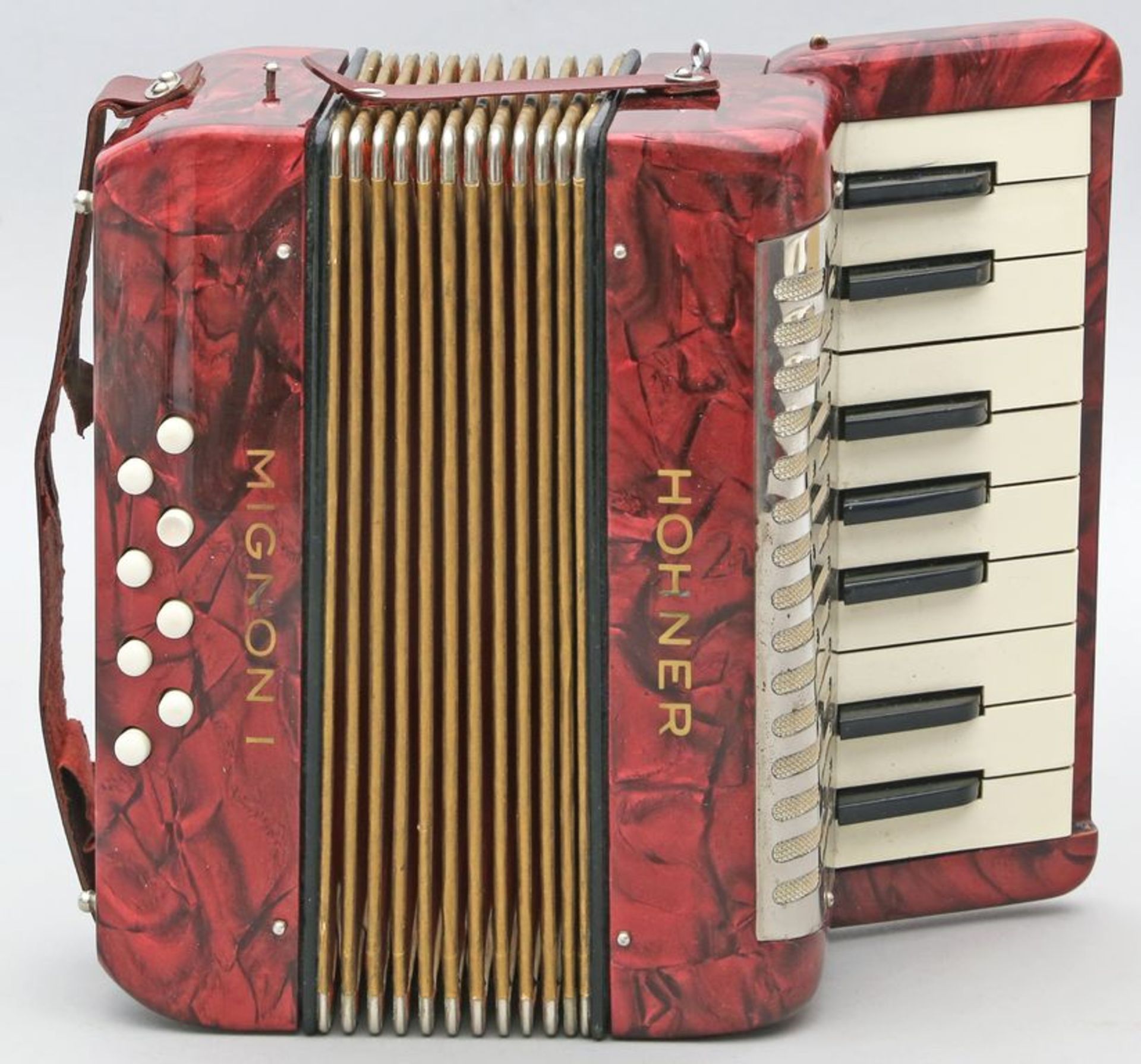 Kinder-Akkordeon. Hohner Modell "Mignon I". Funktionsfähig. Bespielt. D. ca. 20x 20 c