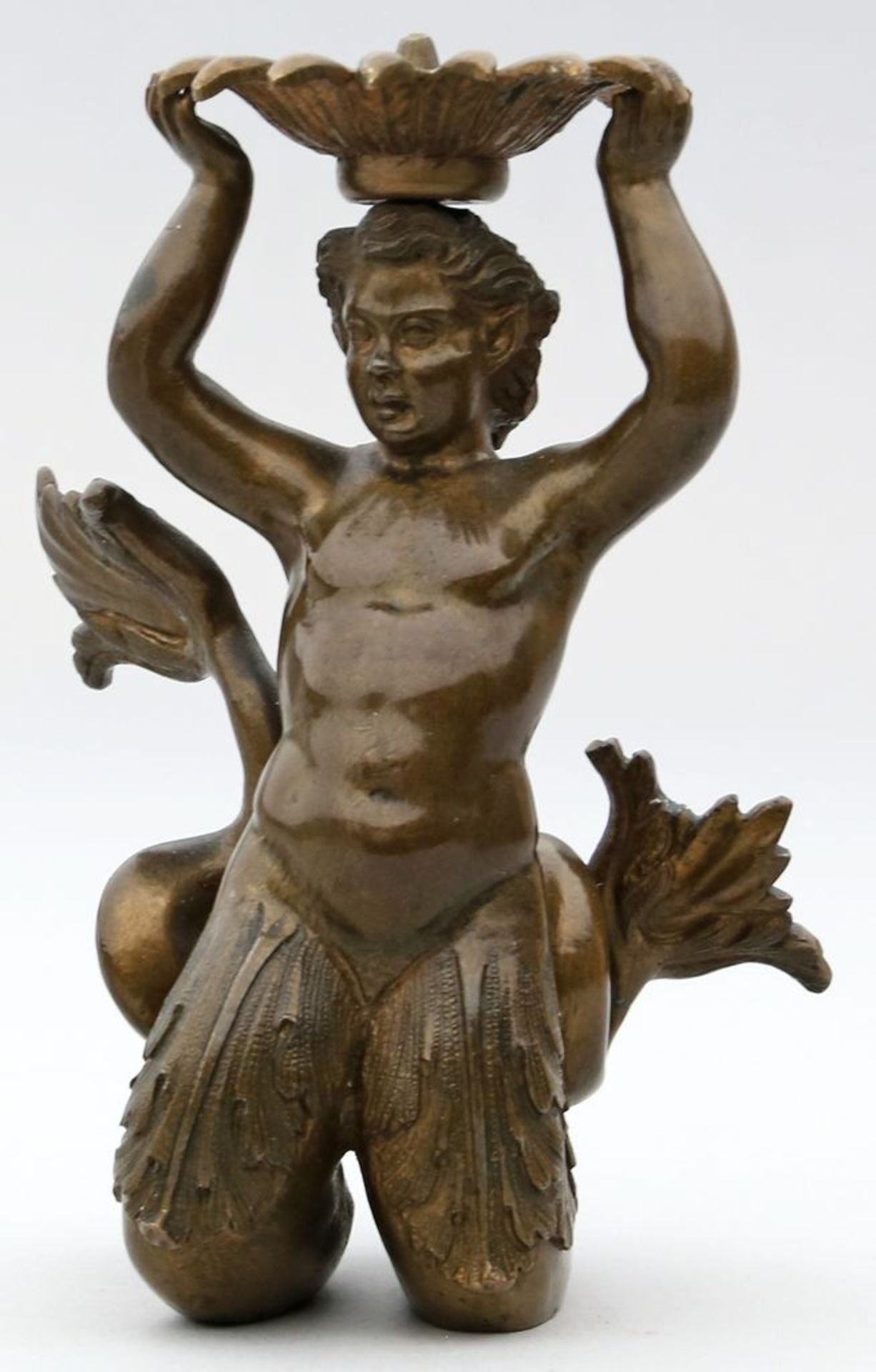 Skulptur "Triton". Braun patinierte Bronze. Tüllenaufsatz für Kerzenleuchter. Um 190