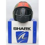 Motorradhelm, Shark.