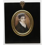 Biedermeier-Miniatur (1. Hälfte 19. Jh.) Junger Mann im Halbportrait. Gouache/Platte. 6,5x 5,5 cm (