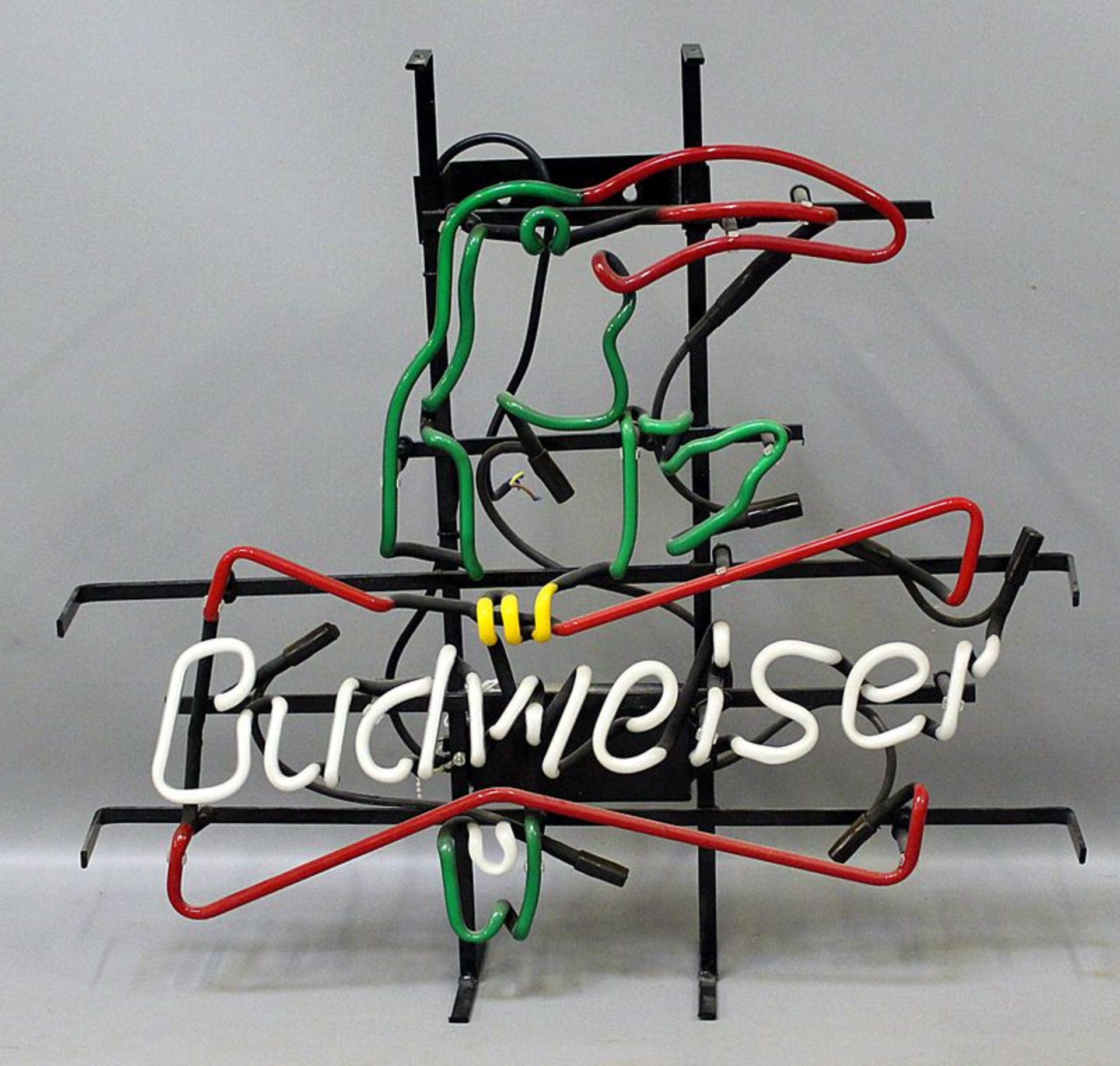 Neon-Reklame "Budweiser"-Bier.