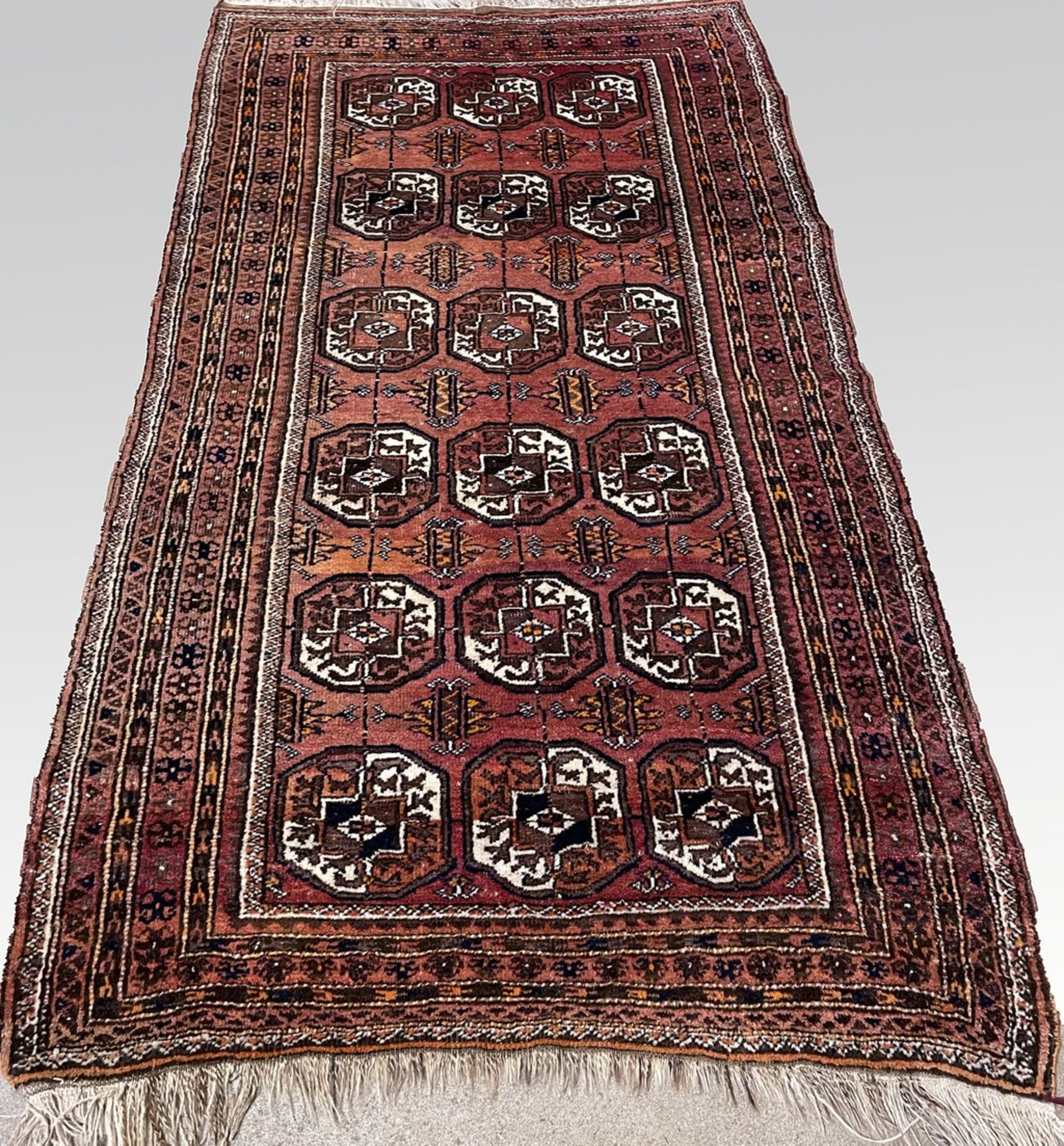 Afghan-Buchara, ca. 188x 106 cm.