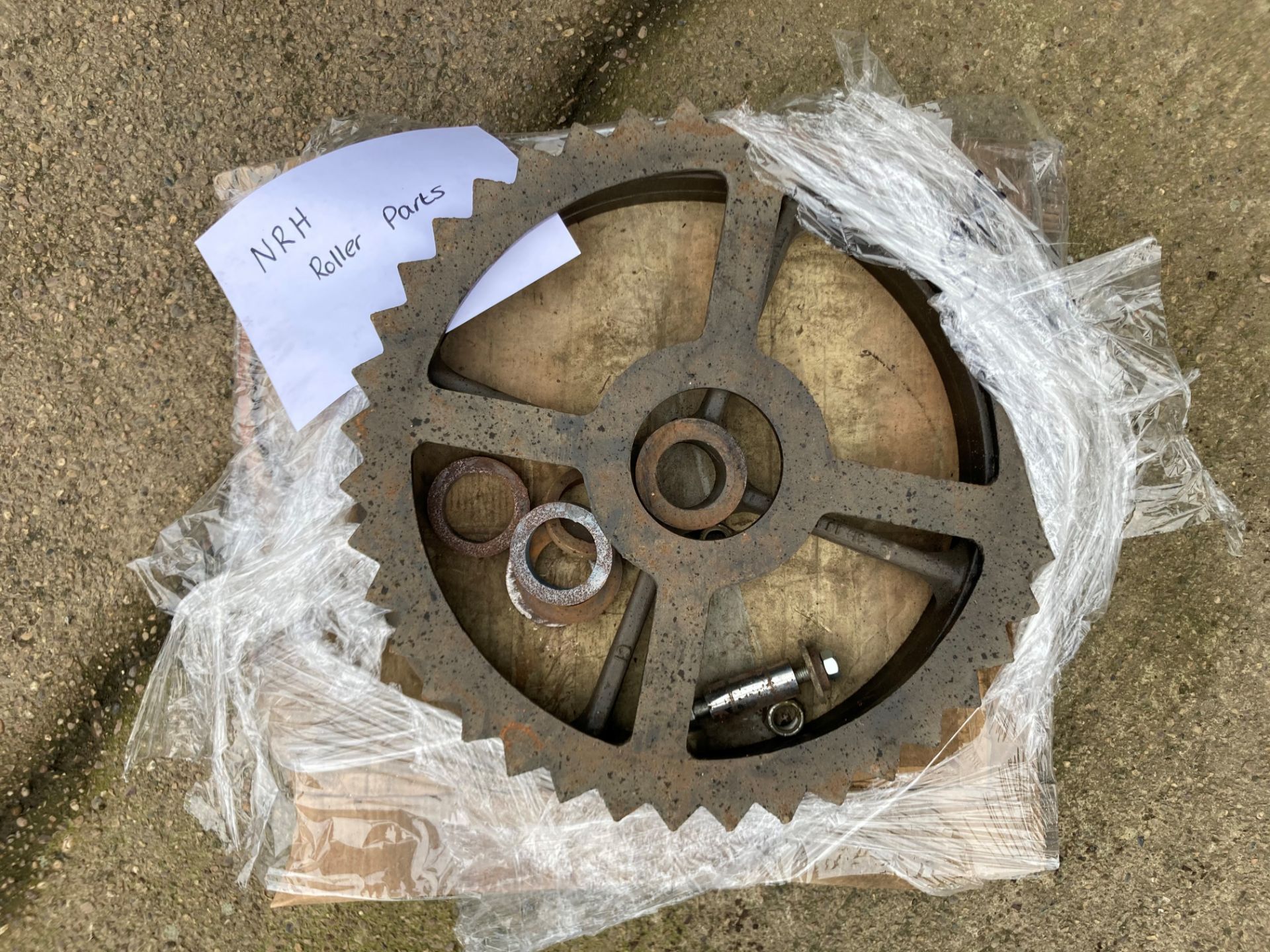 Pallet of NRH roller ring Parts