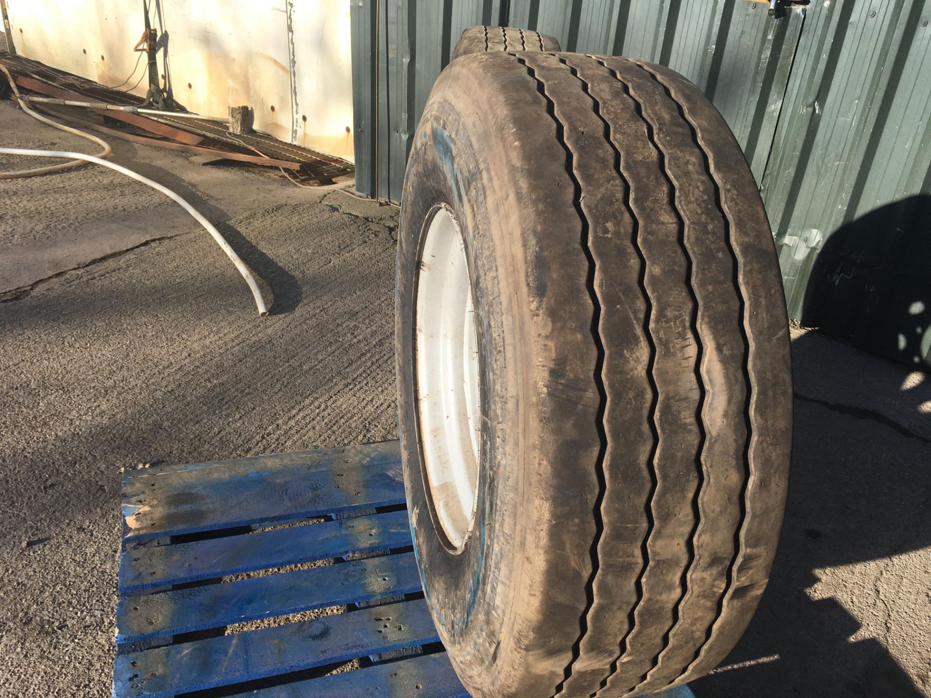 385/65R 22.5 Super Single Wheel c/w 8 st