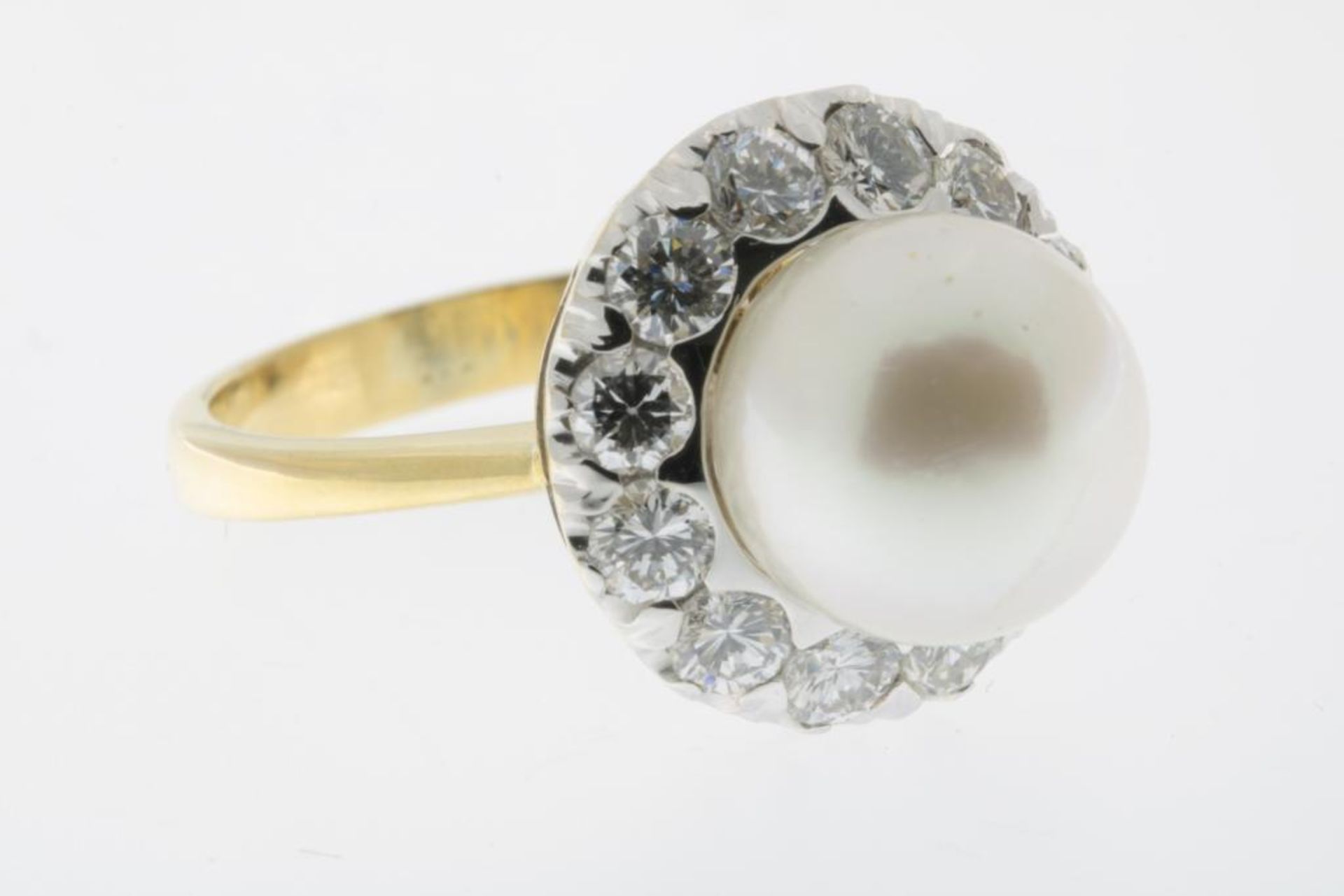 Geelgouden ring met diamant en parel