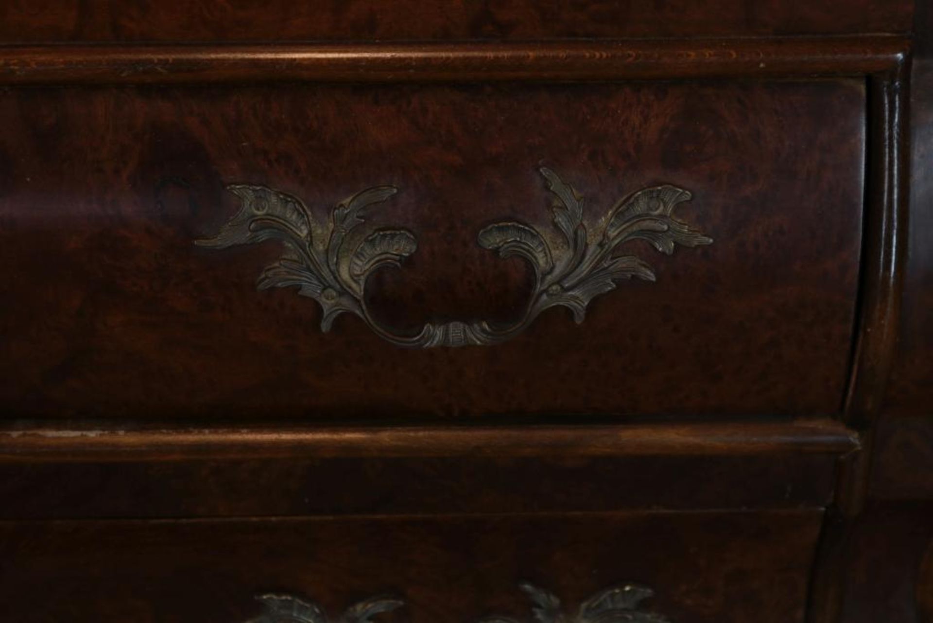 Noten gefineerde Louis XV-stijl bureau - Image 4 of 5