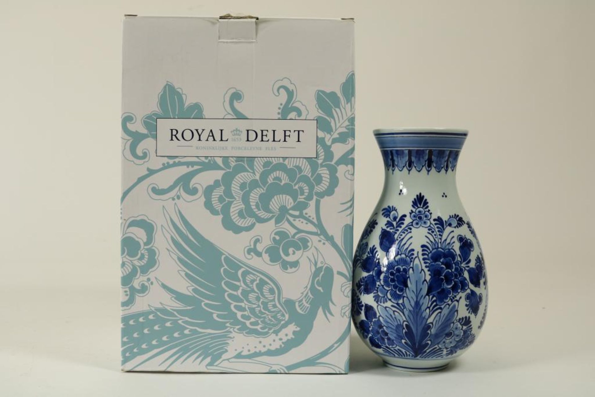 Aardewerk Royal Delft vaas in doos