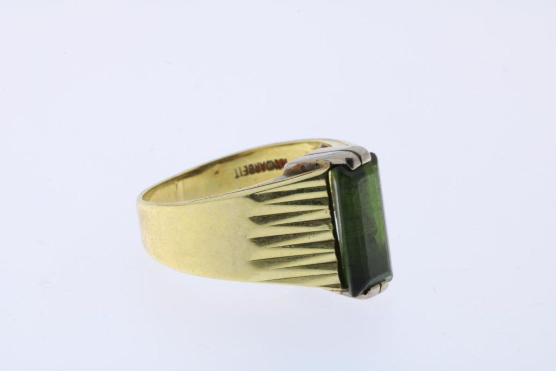 Moderne gouden ring, groene toermalijn