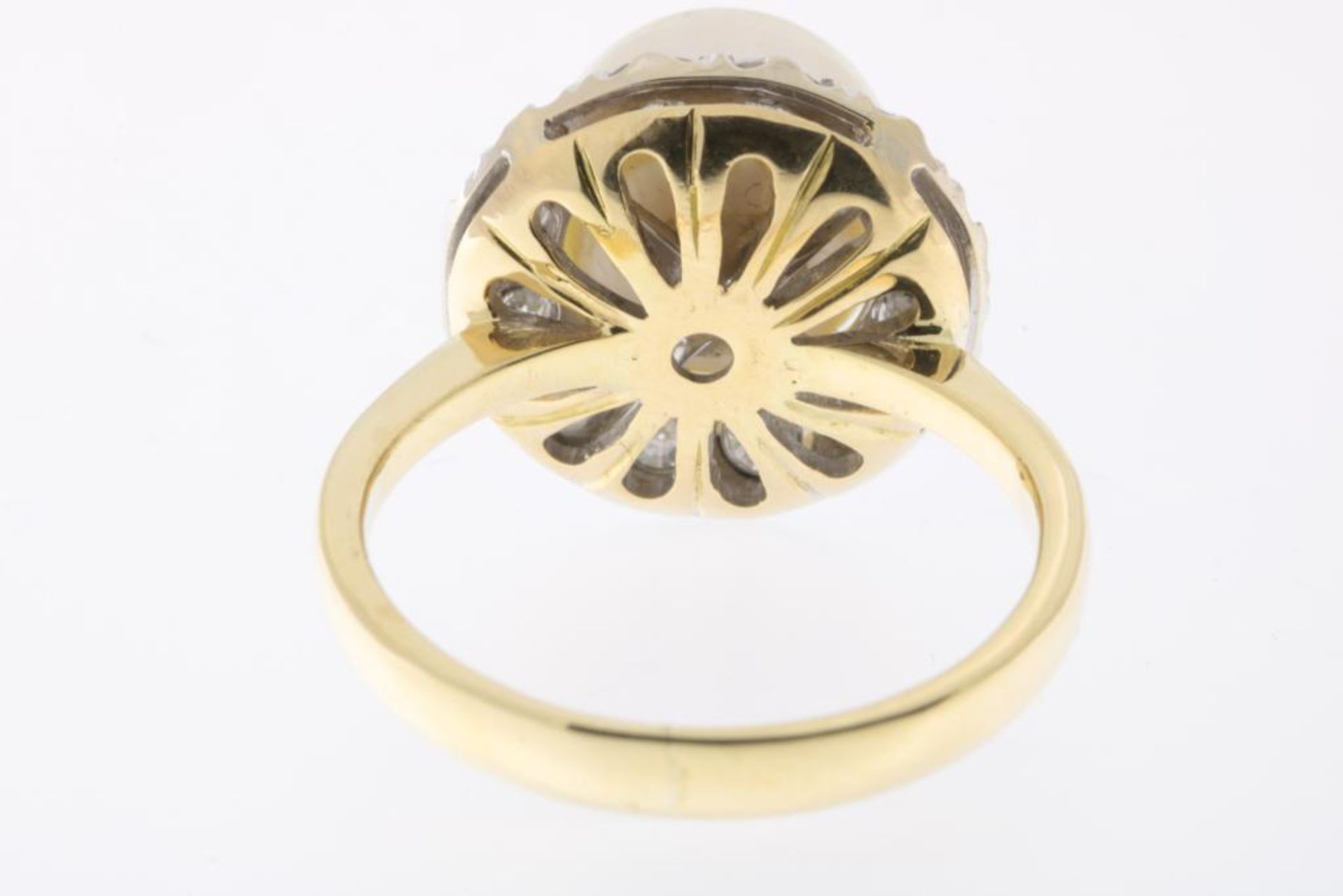 Geelgouden ring met diamant en parel - Image 3 of 3