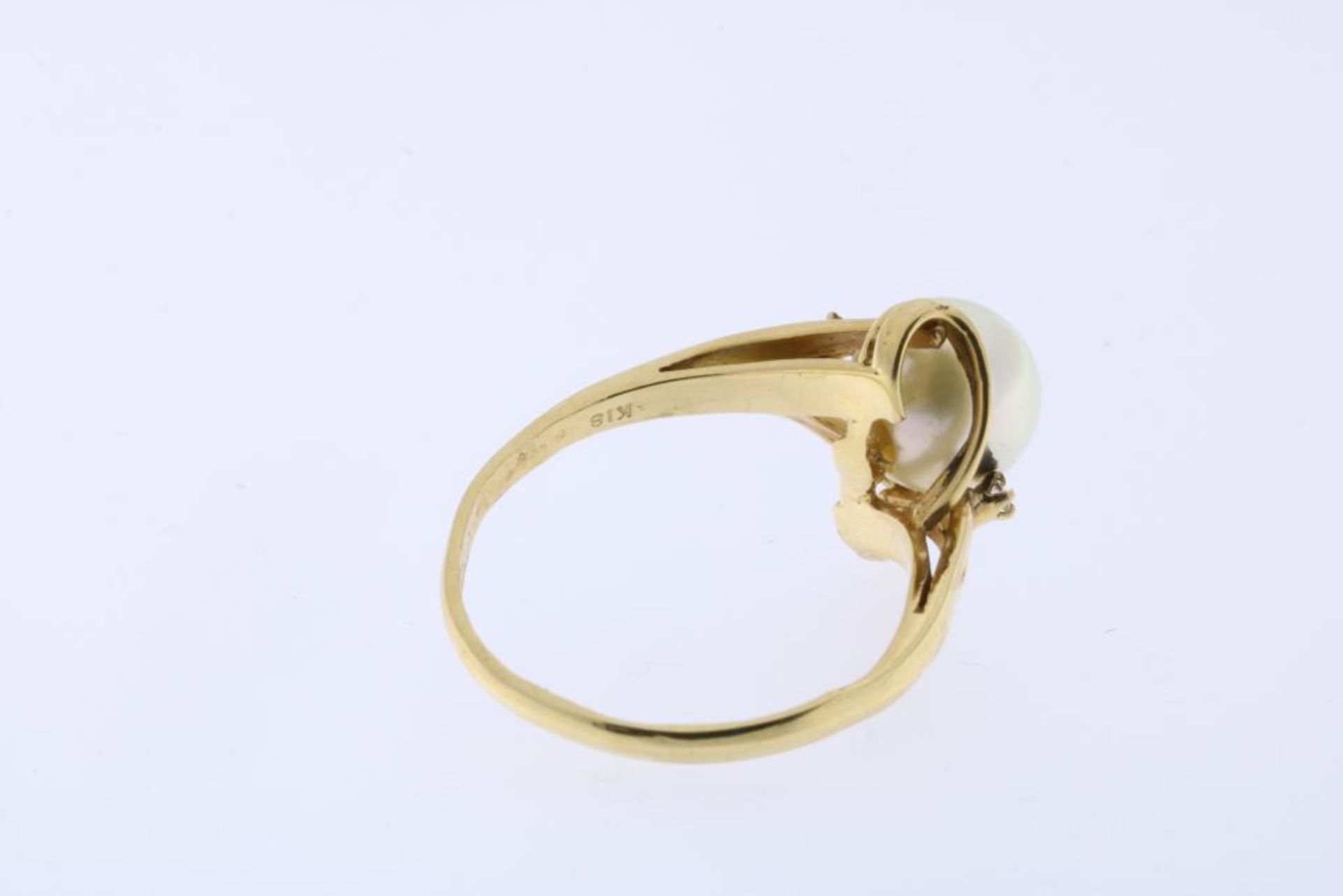 Geelgouden moderne ring met parel - Image 2 of 3