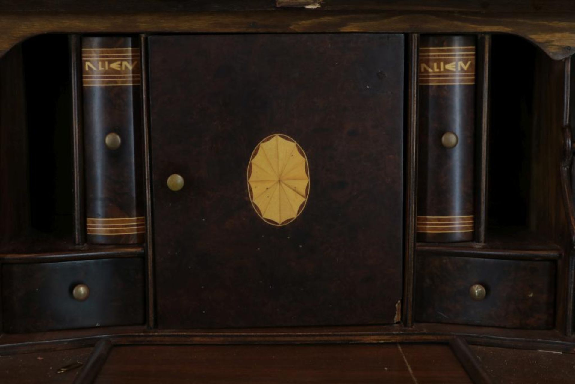 Noten gefineerde Louis XV-stijl bureau - Image 3 of 5