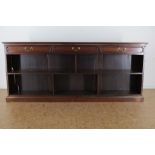 Mahonie dressoir met open schappen en la