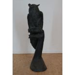 Sculptuur van uil, gips,