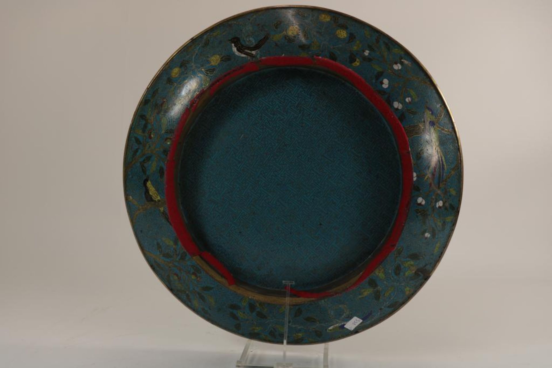 Bronzen cloisonne schotel, diam. 46 cm. - Image 3 of 5