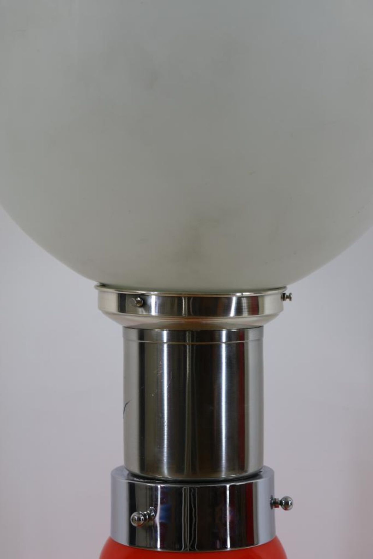 Oranje glazen design tafellamp - Image 2 of 2