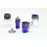 Zilveren peper & zout set met blauw glas