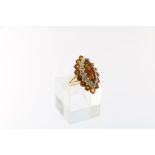 Gouden fantasie ring, citrien en diamant