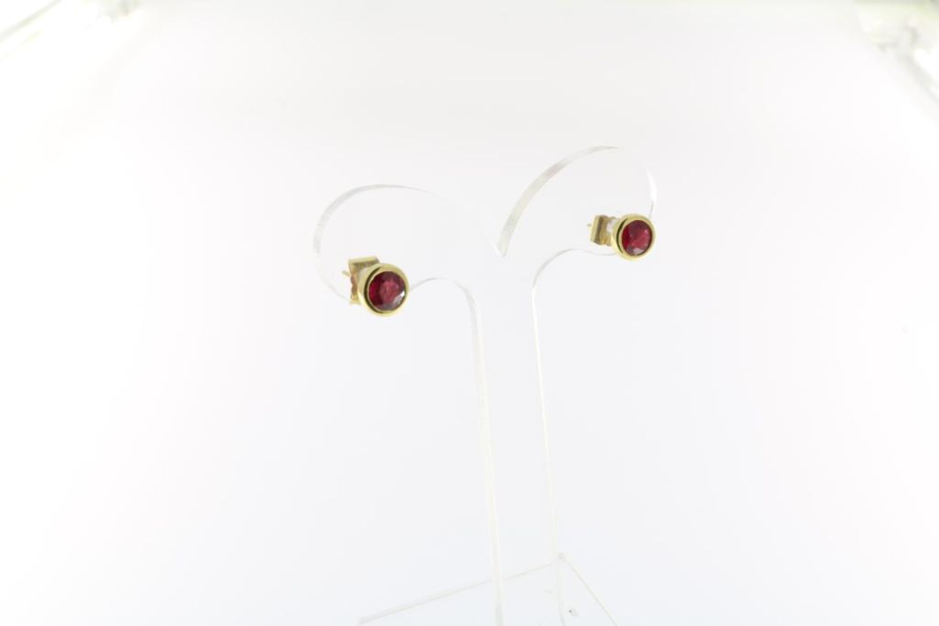 Gouden oorbellen met natuurlijke robijn - Bild 3 aus 3
