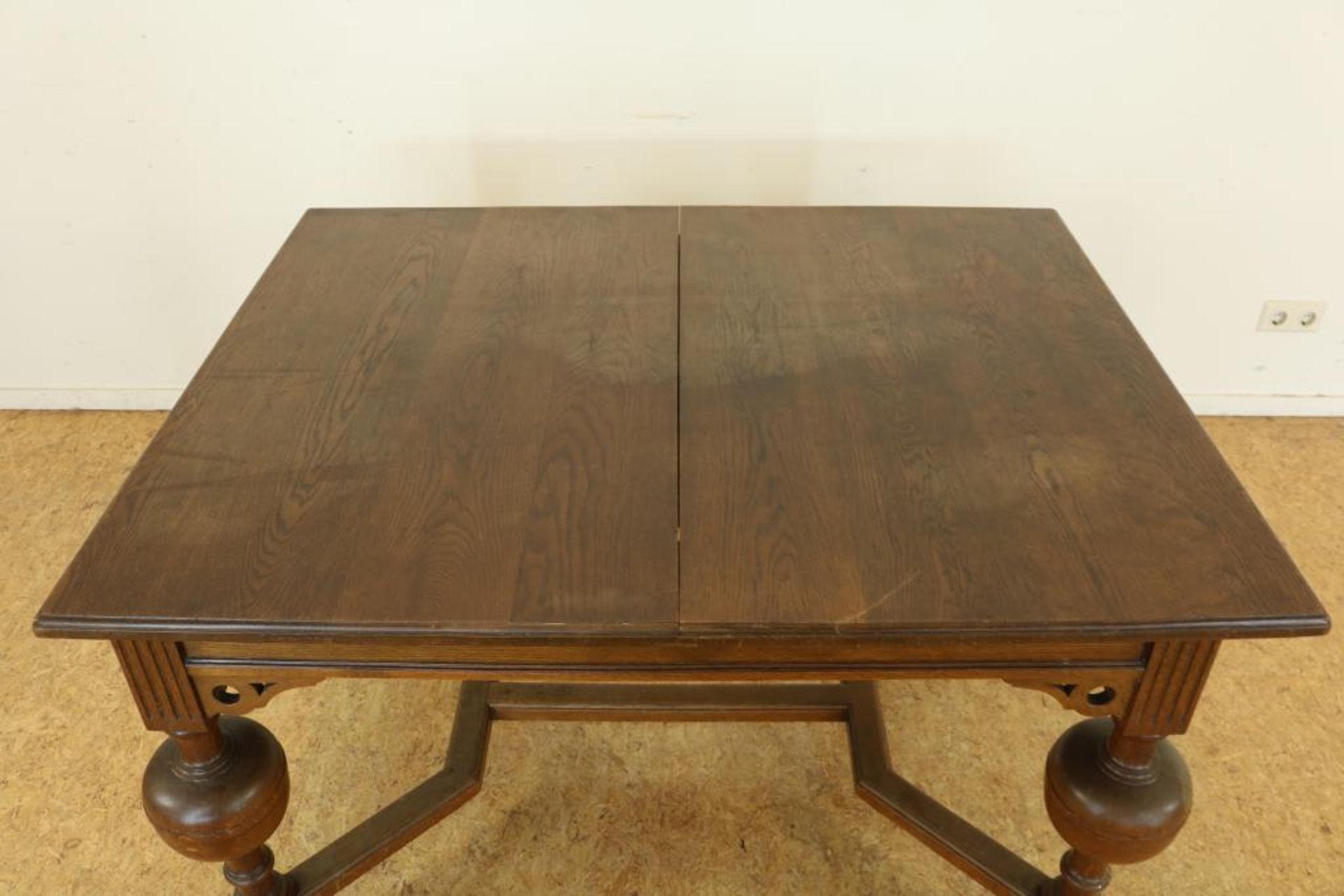 Eiken Renaissance-stijl tafel - Image 3 of 4