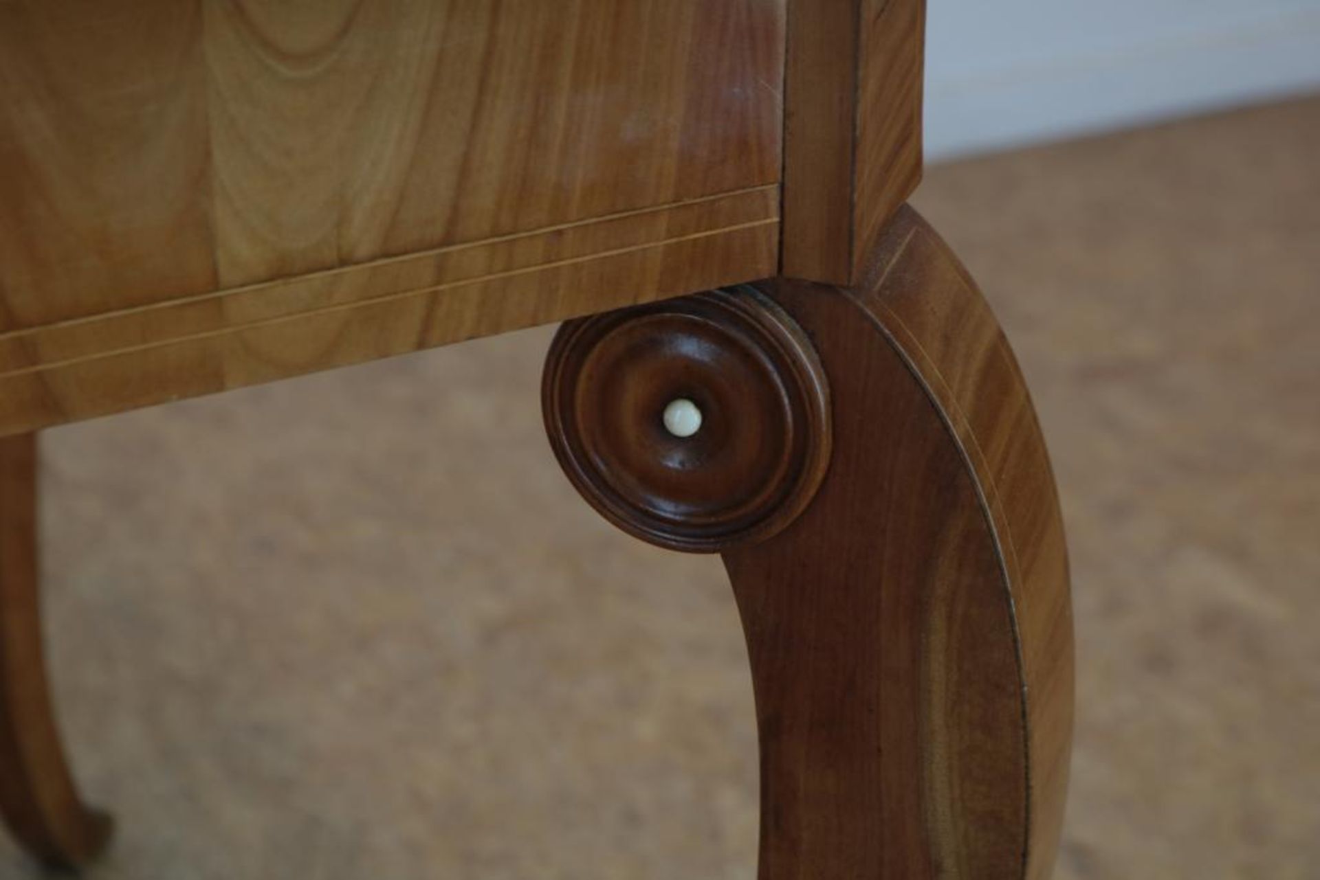 Mahonie Biedermeier tafel met marmeren - Image 3 of 5