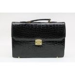 Zwart lederen tas met croco print & goud