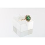 Roségouden ring, smaragd en diamant