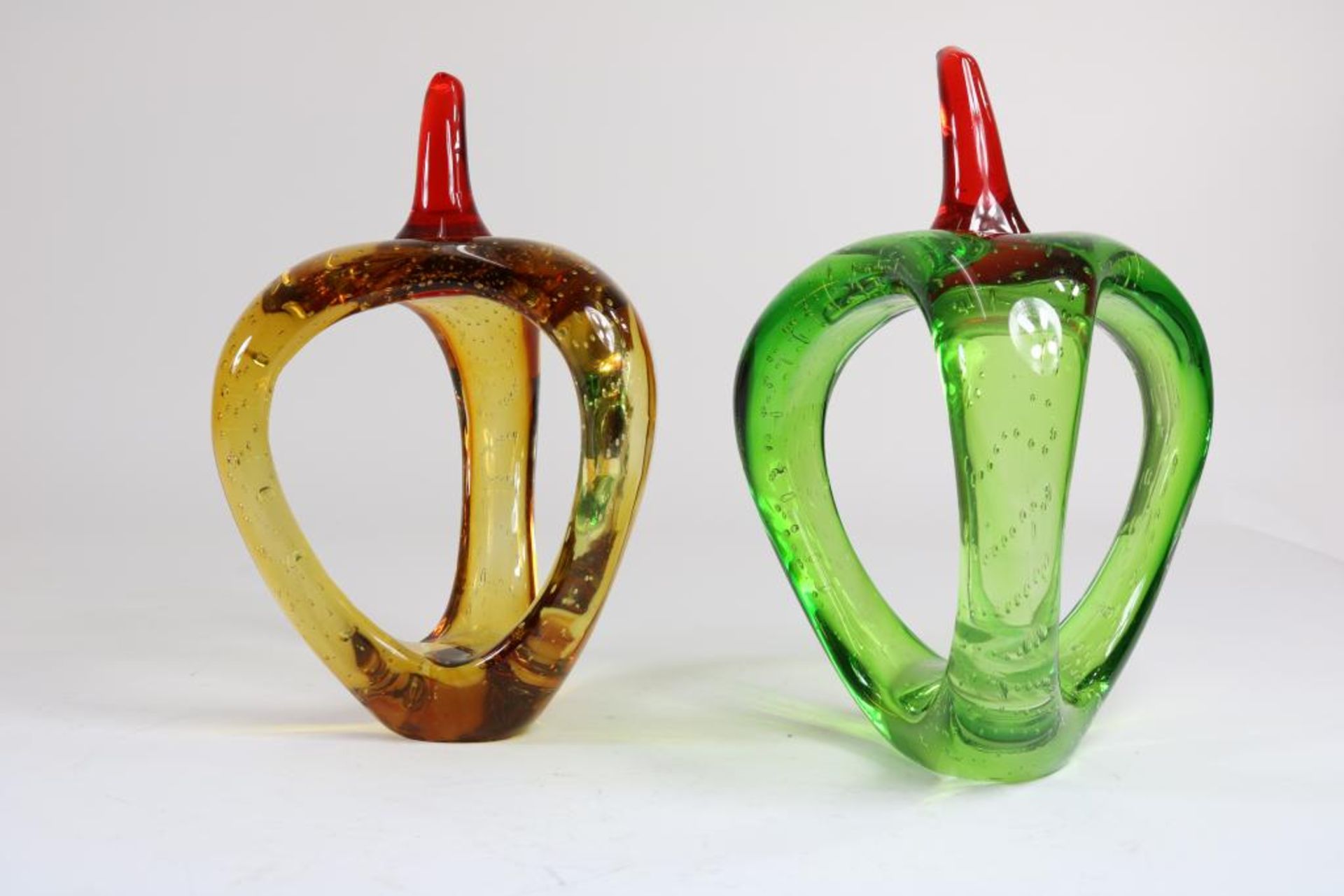 Stel dikwandig glazen sculptures appels