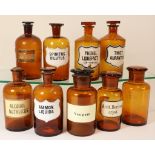 Lot van 9 rookglazen apothekersflessen