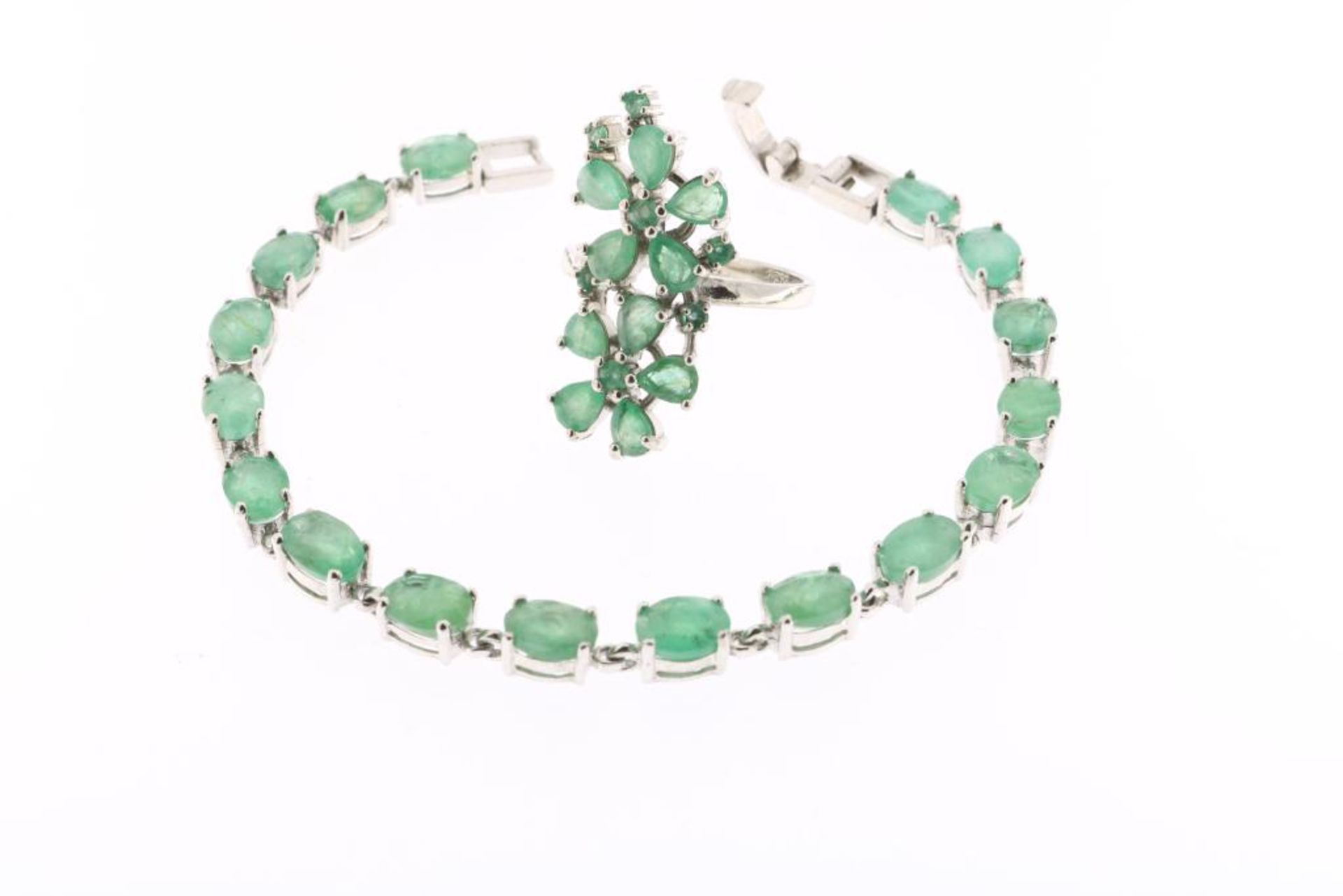 Set zilveren juwelen met smaragd