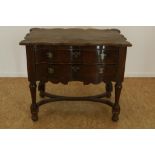 Eiken commode met 2 laden